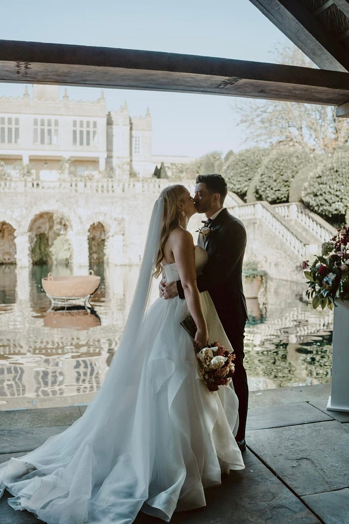 Celebrate your big day with a dedicated Wedding Celebrant in Devizes, Wiltshire.