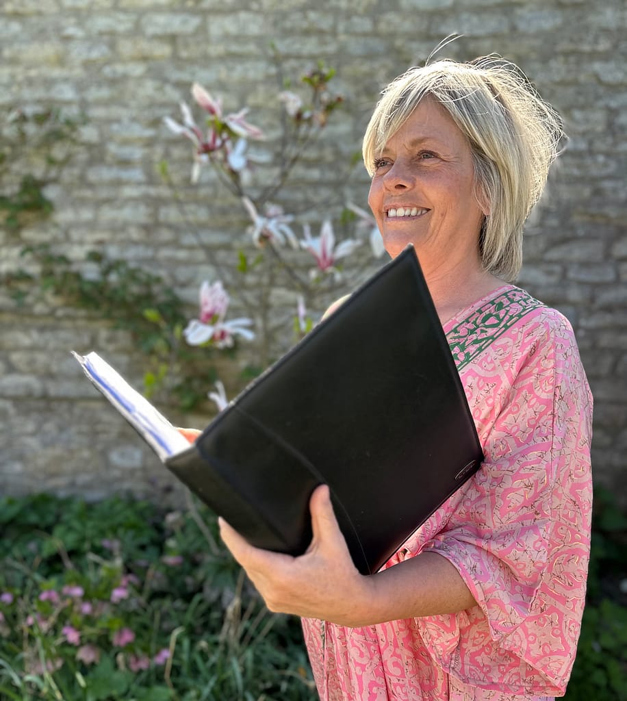 Accredited Wedding Celebrant in Devizes Wiltshire for unique celebrations
